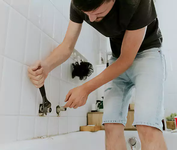 Affordable Bathtub Faucet Replacement in Albany: Choose Experienced Local Technicians